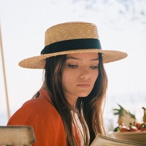 Lack of color 'spencer boater'